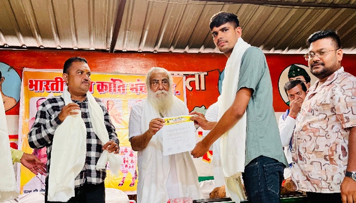 Gau Kranti Manch: सारंगढ़-बिलाईगढ़ में भारतीय गौ क्रांति मंच की बैठक, खिलेश साहू जिलाध्यक्ष तो दिनेश बने महामंत्री