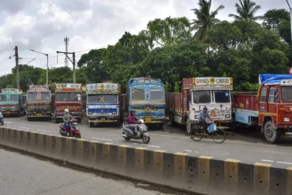 Bihar Transporters Strike News